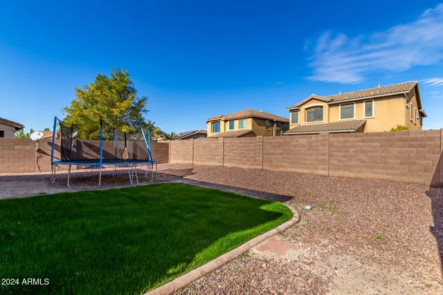 $369,900 | 174 East Baja Place, Casa Grande, AZ 85122