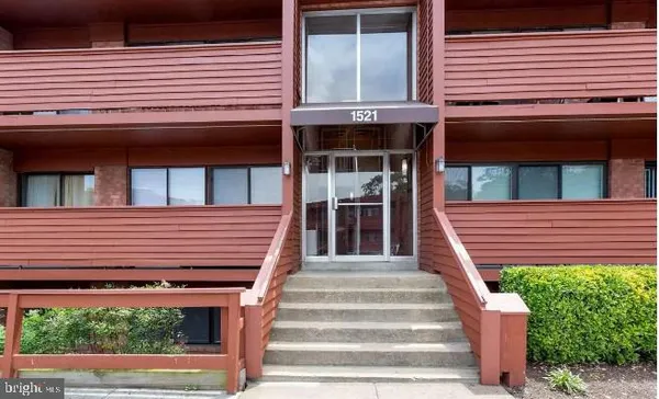 $1,975 | 1521 South George Mason Drive, Unit 1, Arlington, VA 22204