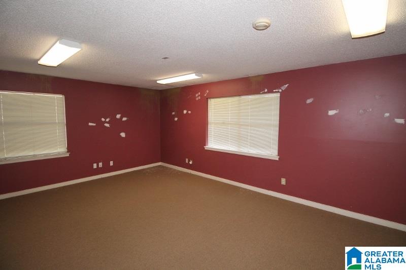 913 Huffman Road Birmingham, AL 35235 - Photo 10 of 20