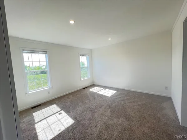 $181,100 | 3 Bluebird Lane, Springport, NY 13160