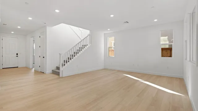 $704,350 | 2659 Hickory Lane, Lodi, CA 95242