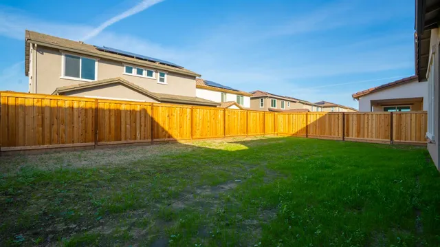 $704,350 | 2659 Hickory Lane, Lodi, CA 95242