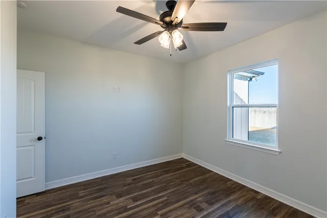 $624,900 | 176 Water View Lane, Robinson, TX 76706