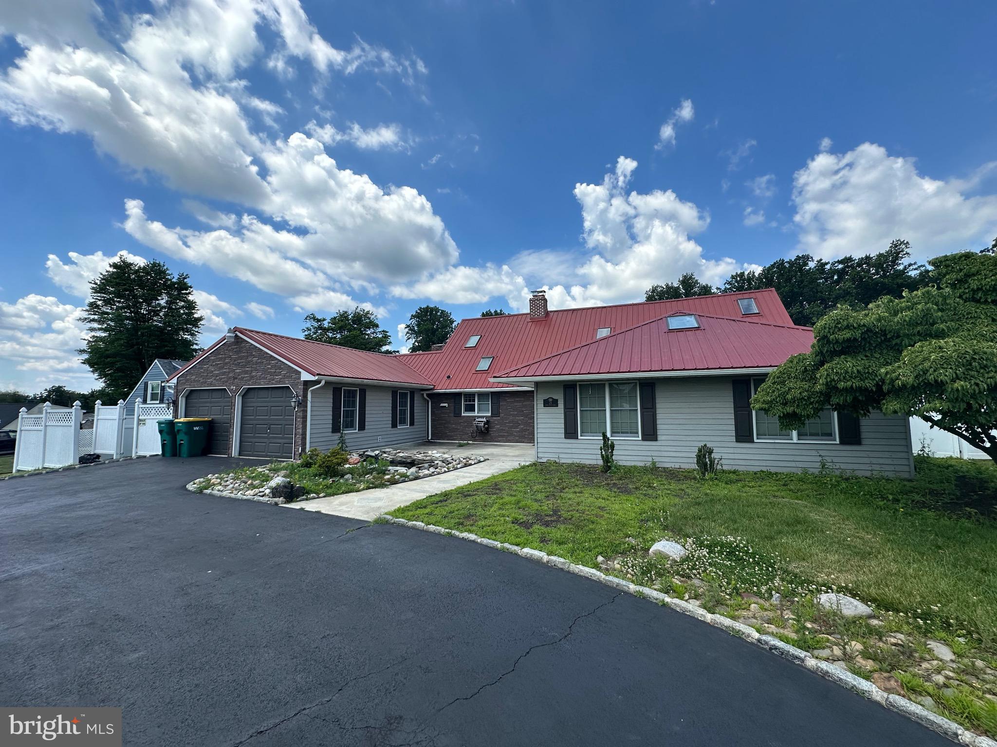 24 Rose Apple Road Levittown, PA 19056 - Photo 3 of 72