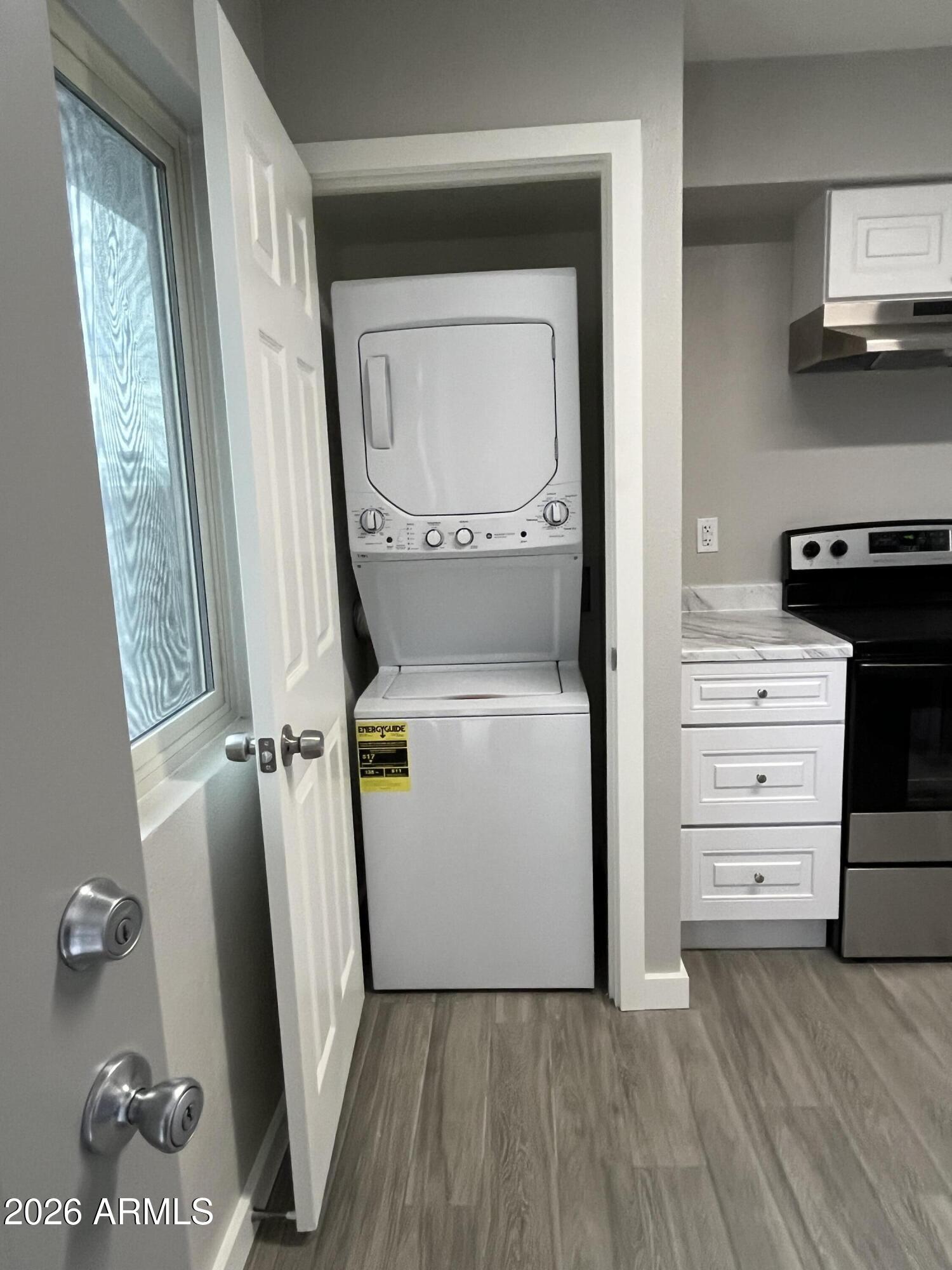 2912 East Roeser Road, Unit 3 Phoenix, AZ 85040 - Photo 11 of 24 20230322_184123647_iOS