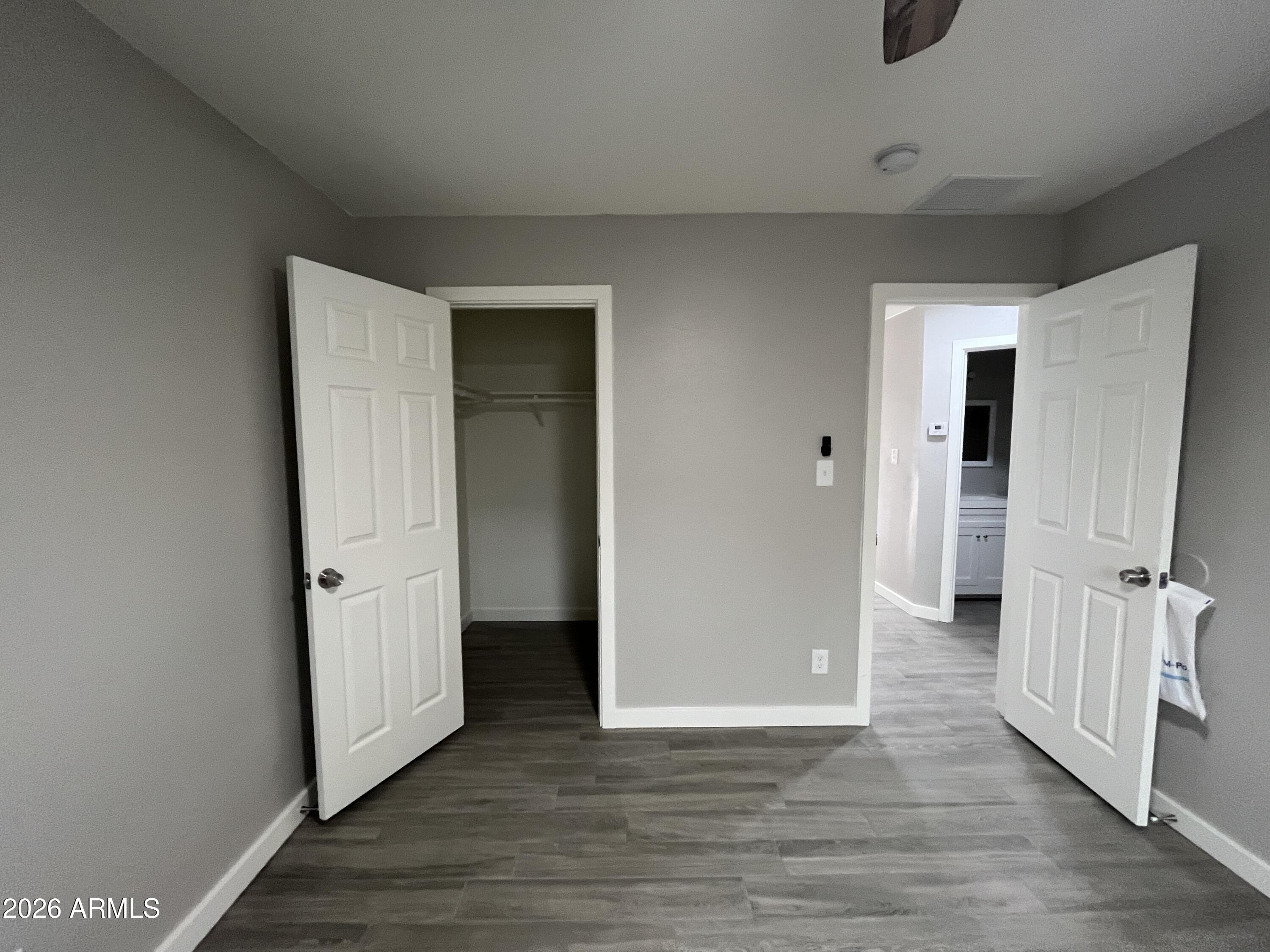 2912 East Roeser Road, Unit 3 Phoenix, AZ 85040 - Photo 18 of 24 20230322_184602130_iOS