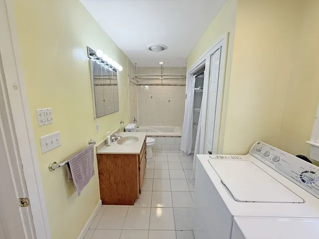 $2,499 | 52 Littleton Road, Unit 1, Chelmsford, MA 01824