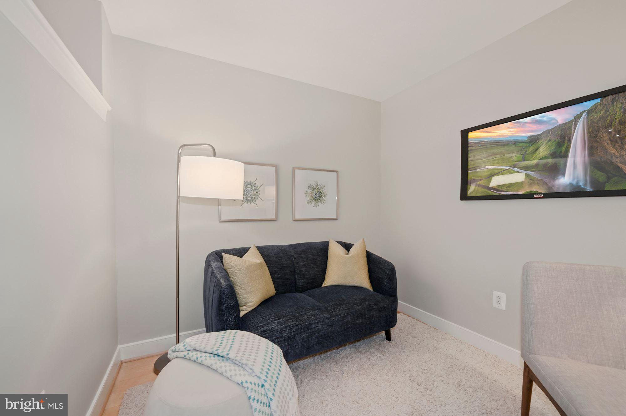 2425 L Street Northwest, Unit 421 Washington, DC 20037 - Photo 17 of 28 True Separate Den/Office