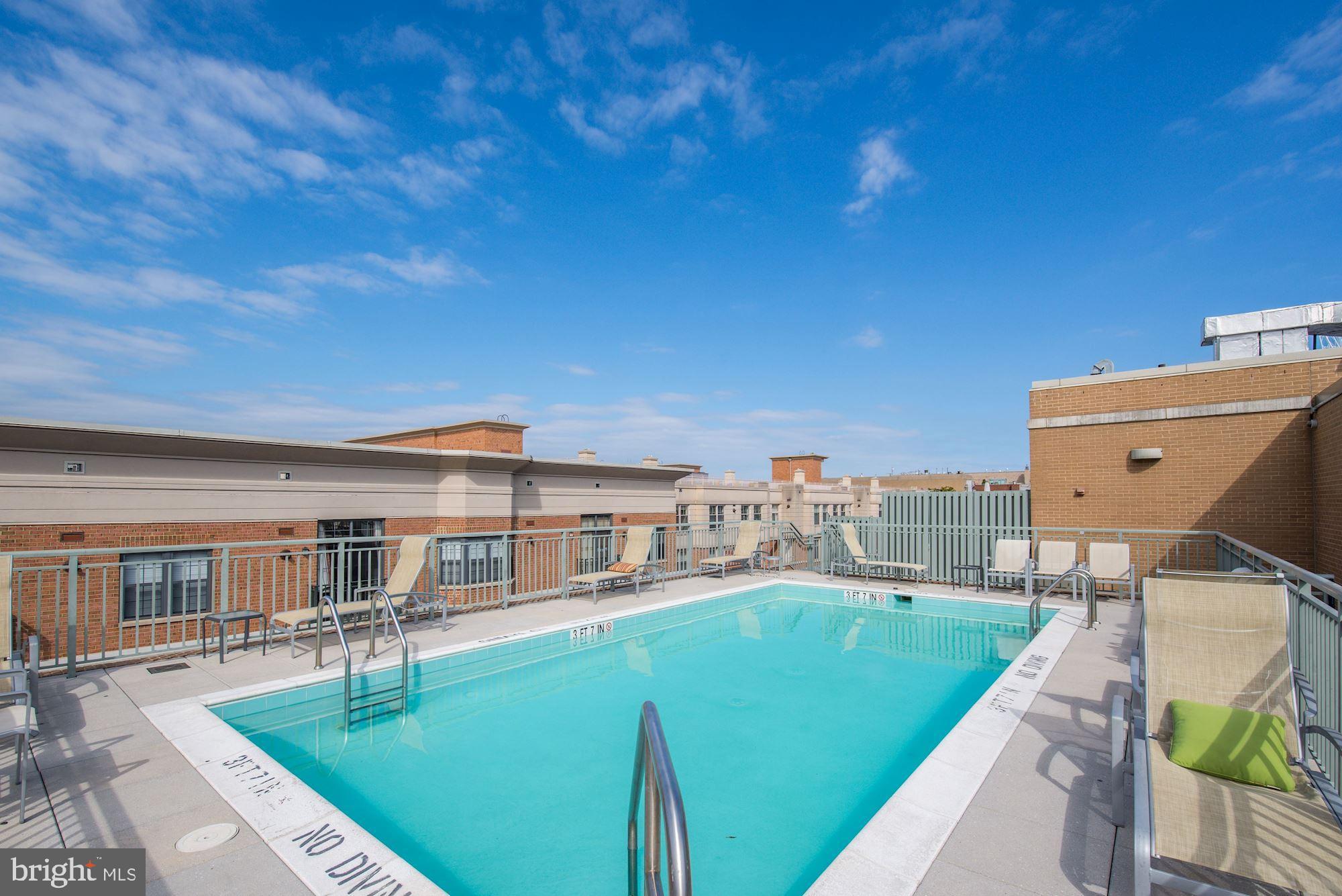 2425 L Street Northwest, Unit 421 Washington, DC 20037 - Photo 26 of 28 Roof Top Pool