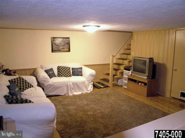 2065 Teslin Road York, PA 17404 - Photo 11 of 12