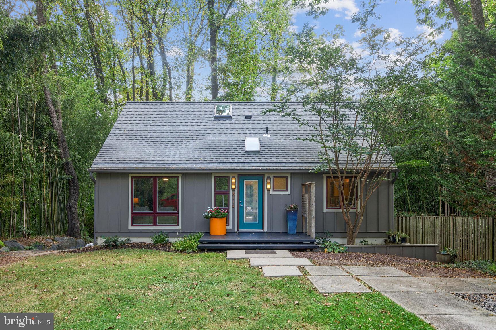 3112 Lee Street Silver Spring, MD 20910 - Photo 1 of 46 Gallery Image 1