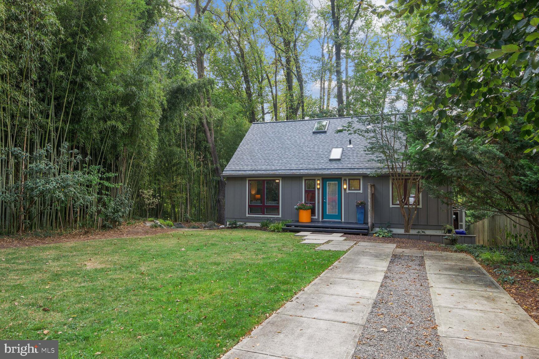 3112 Lee Street Silver Spring, MD 20910 - Photo 2 of 46 Gallery Image 2