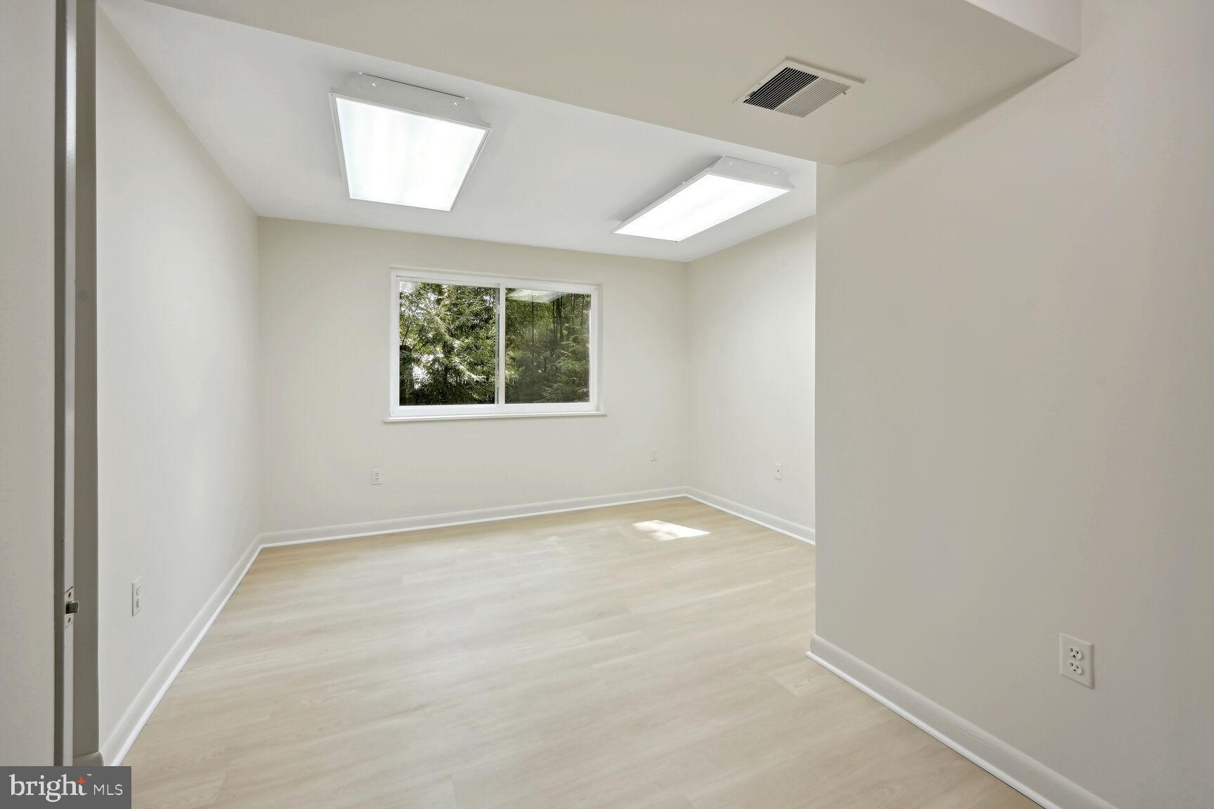 3112 Lee Street Silver Spring, MD 20910 - Photo 32 of 46 Gallery Image 32