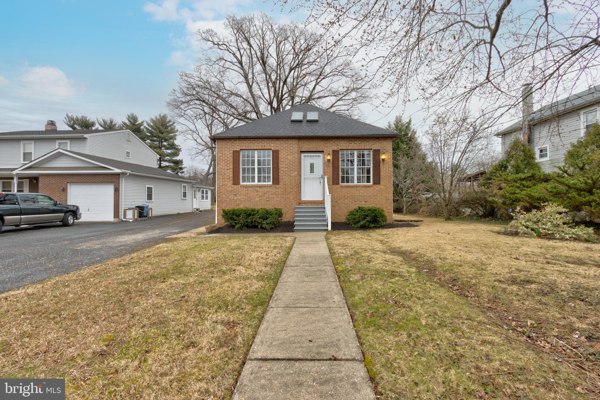 6006 Shady Spring Avenue Rosedale, MD 21237 - Photo 1 of 37