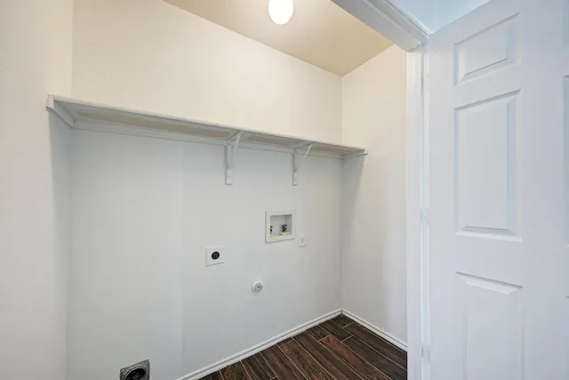 $1,700 | 13124 Soap Winecup Mallow Trail, Elgin, TX 78621