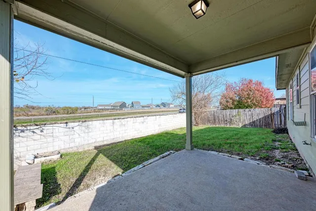 $1,700 | 13124 Soap Winecup Mallow Trail, Elgin, TX 78621