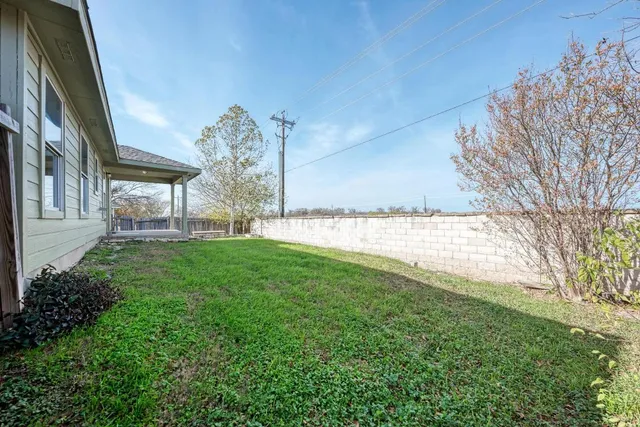 $1,700 | 13124 Soap Winecup Mallow Trail, Elgin, TX 78621