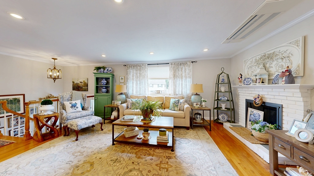 3 Fencourt Road Canton, MA 02021 - Photo 5 of 40