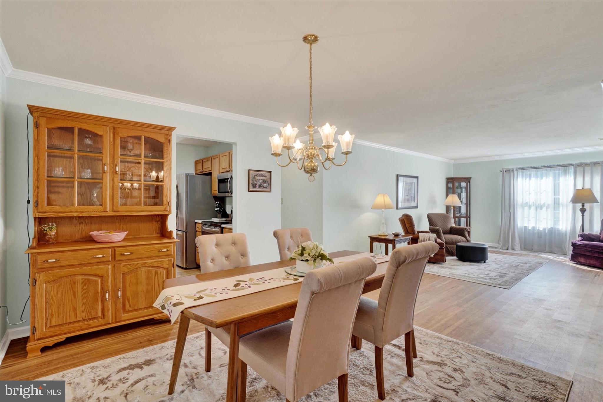 7076 Seneca Ridge Drive York, PA 17403 - Photo 7 of 28 Gallery Image 7