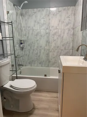 $4,700 | 2221 Northwest 196th Terrace, Unit 2221, Miami Gardens, FL 33056