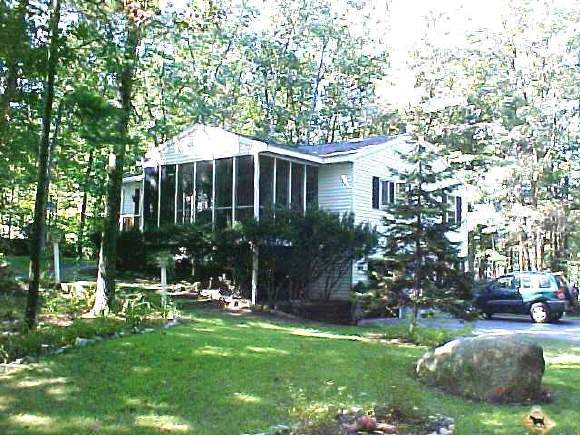 25 Pheasant Run Merrimack, NH 03054 - Photo 1 of 5 Gallery Image 1
