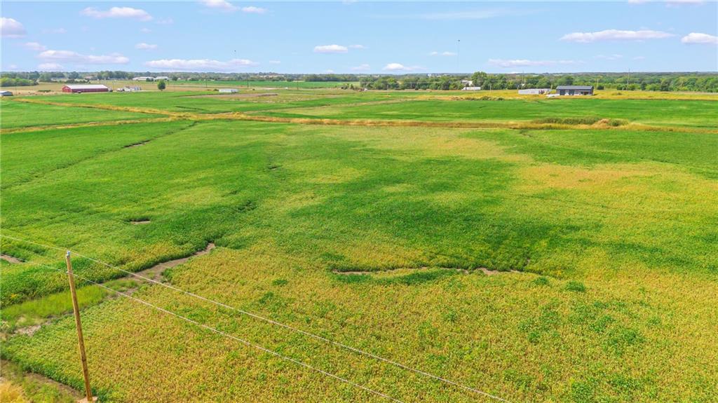 23 Smasal Road Sedalia, MO 65301 - Photo 11 of 36