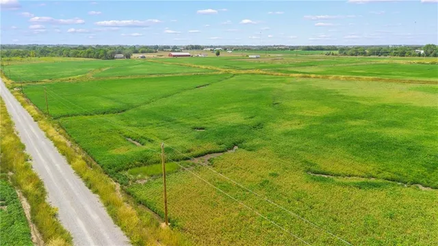 $63,000 | 23 Smasal Road, Sedalia, MO 65301