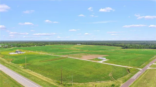 $63,000 | 23 Smasal Road, Sedalia, MO 65301