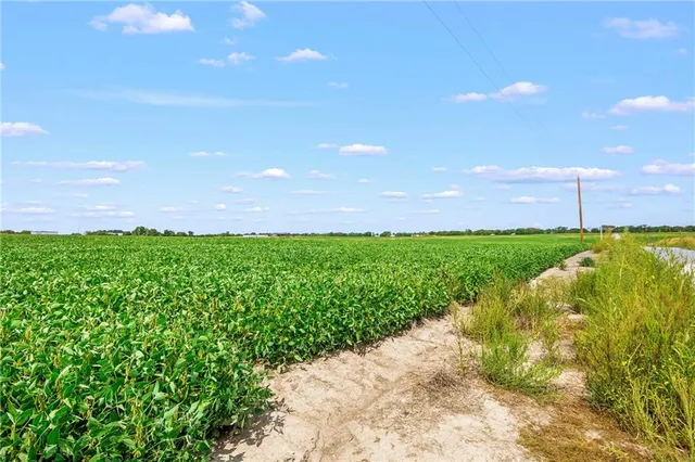 $63,000 | 23 Smasal Road, Sedalia, MO 65301