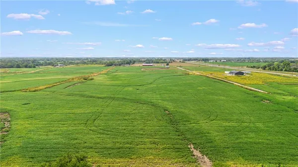 $63,000 | 23 Smasal Road, Sedalia, MO 65301