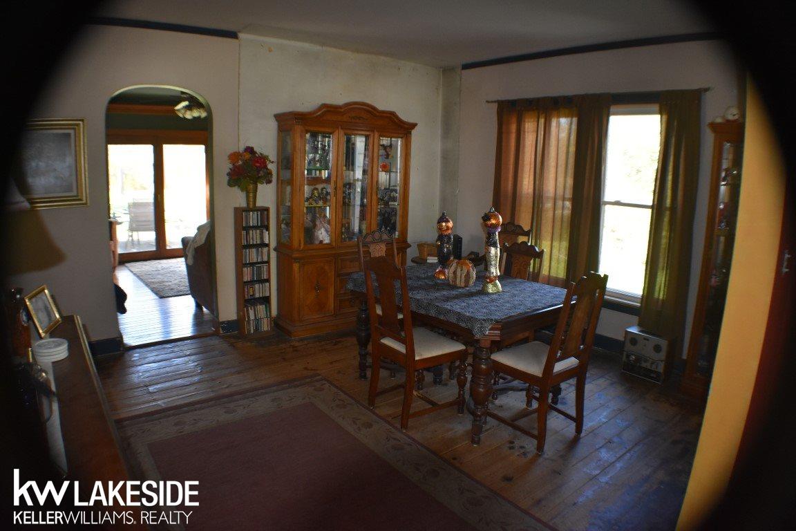 90 Riverside Drive Mount Clemens, MI 48043 - Photo 35 of 39 31364204-34.JPG