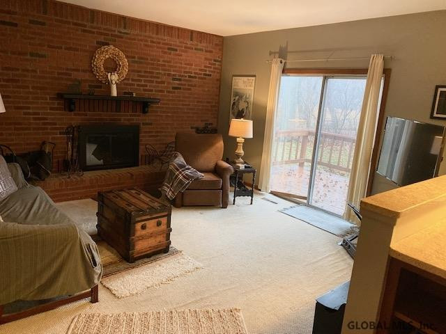 18 Rudder Lane Latham, NY 12110 - Photo 4 of 21 Photo 4
