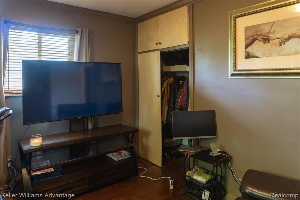 26073 Drake Road Farmington Hills, MI 48331 - Photo 27 of 39