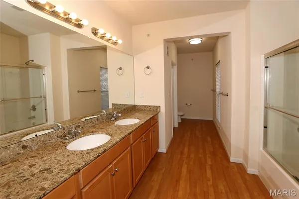 $1,900 | 1251 Strassner Drive, Unit 2301, Brentwood, MO 63144