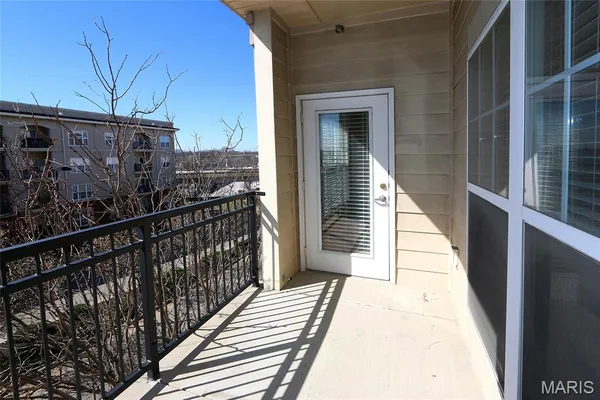$1,900 | 1251 Strassner Drive, Unit 2301, Brentwood, MO 63144