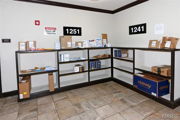 $1,900 | 1251 Strassner Drive, Unit 2301, Brentwood, MO 63144