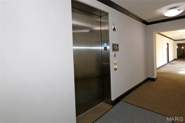$1,900 | 1251 Strassner Drive, Unit 2301, Brentwood, MO 63144