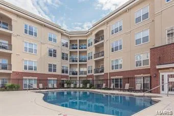 $1,900 | 1251 Strassner Drive, Unit 2301, Brentwood, MO 63144