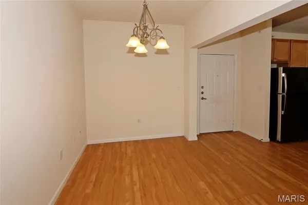 $1,900 | 1251 Strassner Drive, Unit 2301, Brentwood, MO 63144