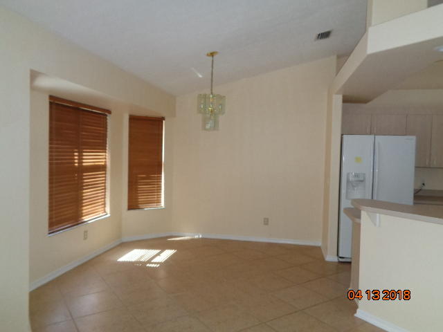 3052 Southeast Wake Road Port St. Lucie, FL 34984 - Photo 5 of 22 DSC02609