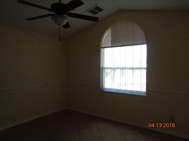 3052 Southeast Wake Road Port St. Lucie, FL 34984 - Photo 7 of 22 DSC02611