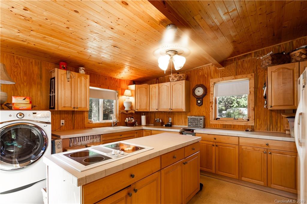 1201 Wehunt Store Road Cherryville, NC 28021 - Photo 11 of 33 Gallery Image 11