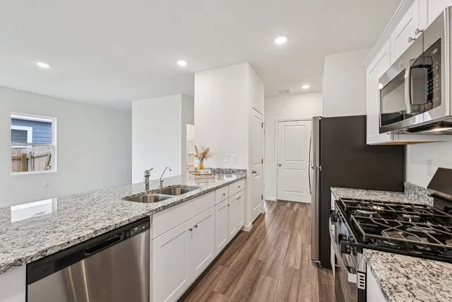 $1,845 | 1516 Morris Loop, San Marcos, TX 78666