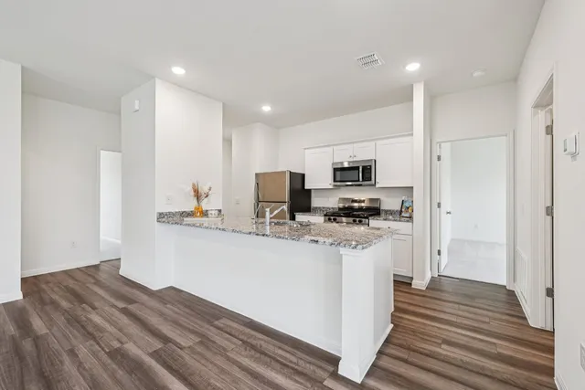 $1,845 | 1516 Morris Loop, San Marcos, TX 78666