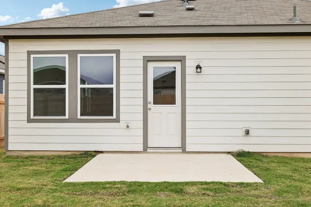 $1,845 | 1516 Morris Loop, San Marcos, TX 78666