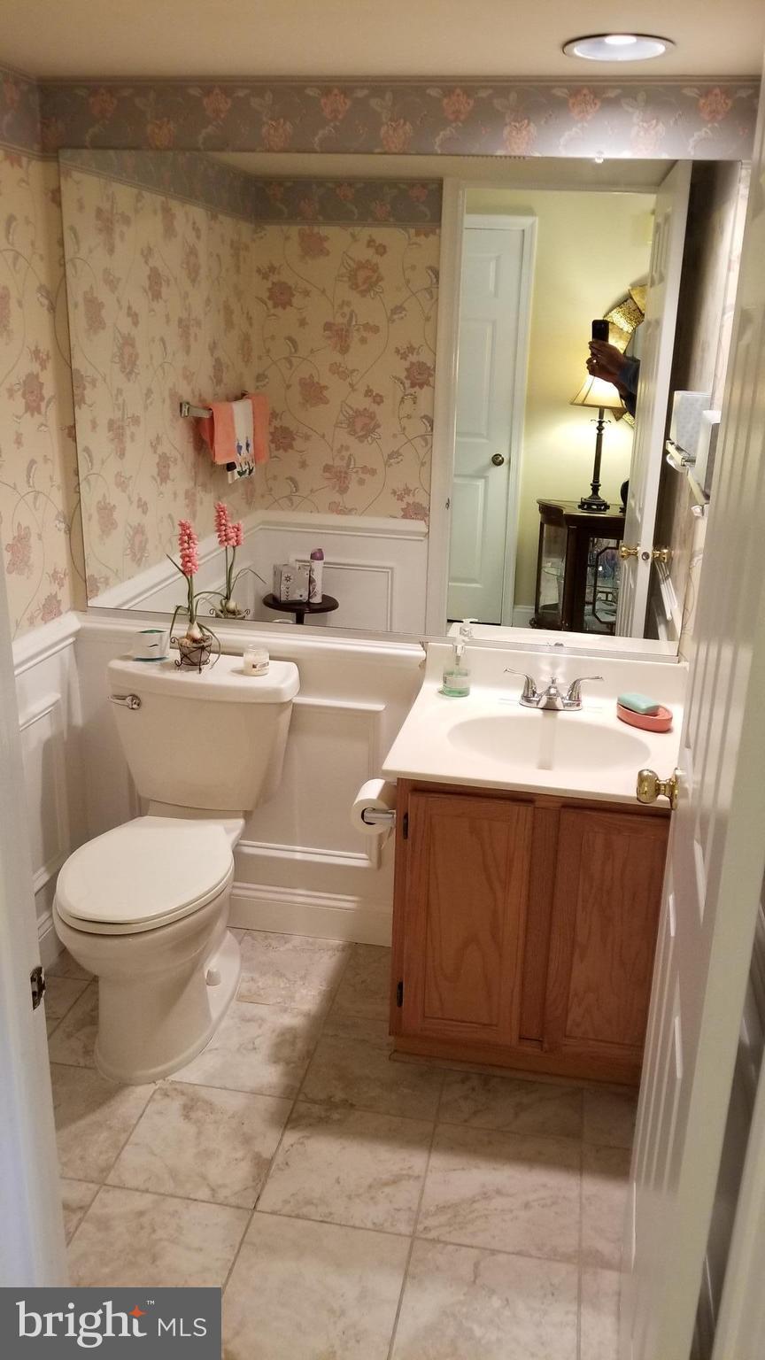 1507 Golf Course Drive Bowie, MD 20721 - Photo 21 of 37 Bath-1/2 - main level