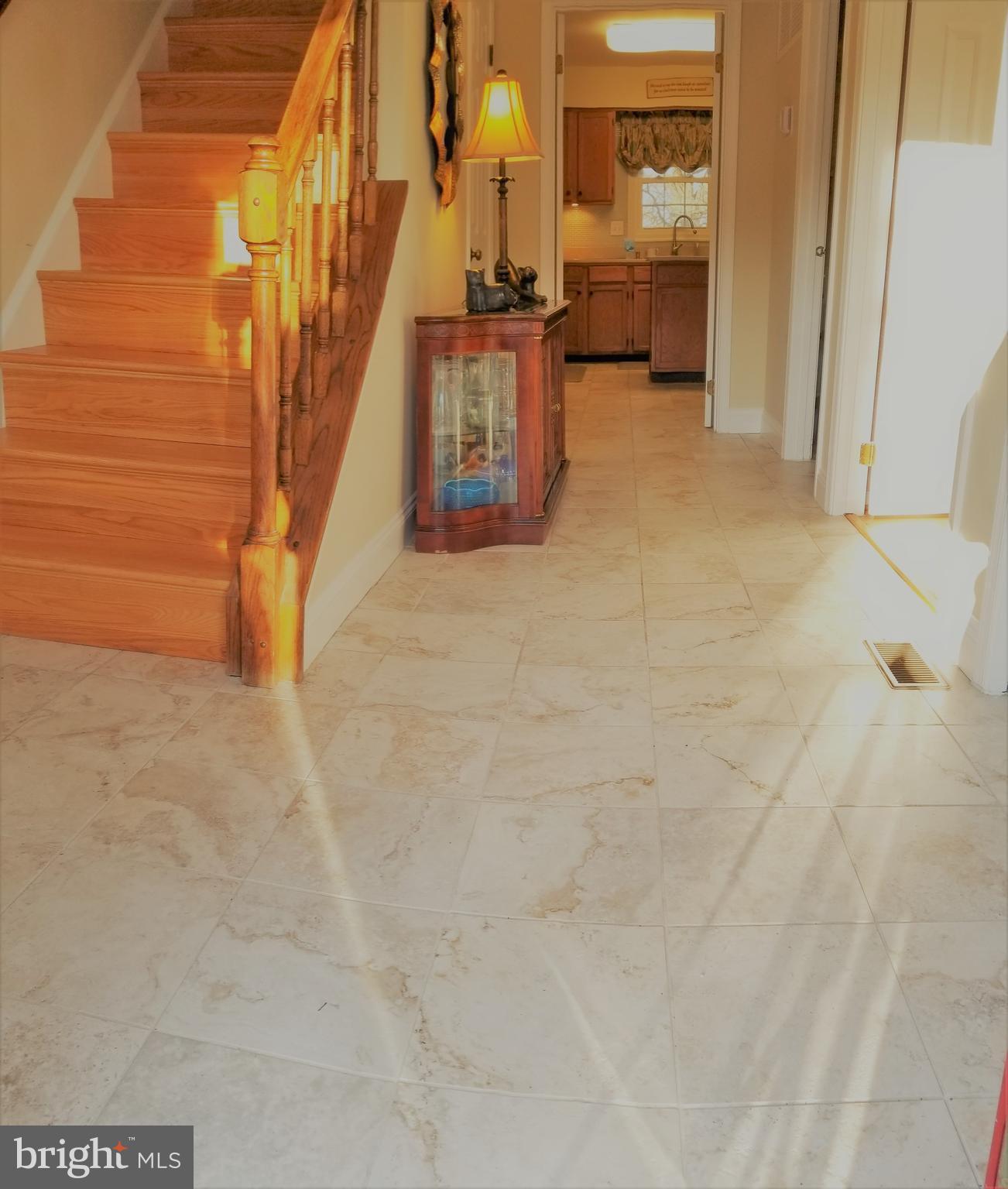 1507 Golf Course Drive Bowie, MD 20721 - Photo 7 of 37 Foyer