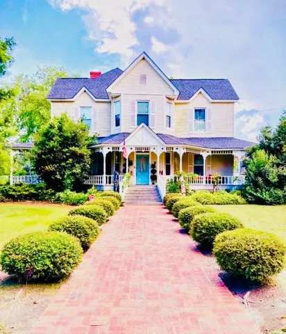 $415,000 | 520 East Rutledge Avenue, Gaffney, SC 29340