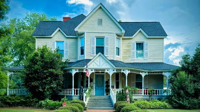 $415,000 | 520 East Rutledge Avenue, Gaffney, SC 29340