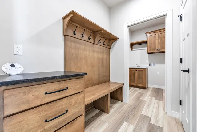 $484,900 | 1270 Autumn Field Lane, De Pere, WI 54115